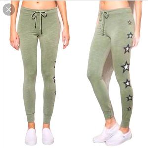 Sundry sweatpants. Size 1. Green with stars.